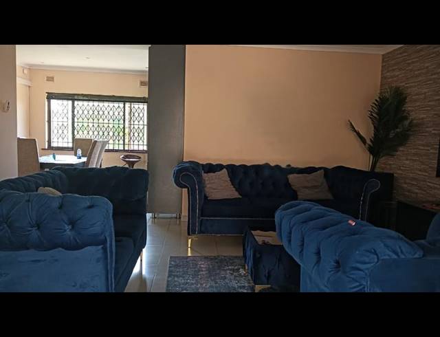 3 BEDROOM PROPERTY TO RENT IN BERKSHIRE DOWNS